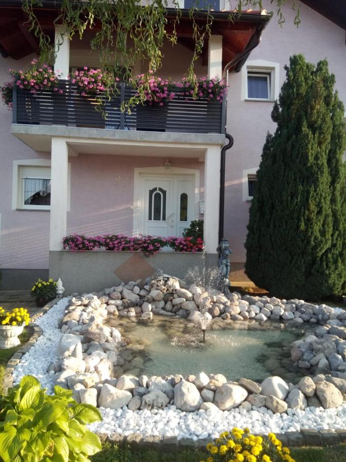 Apartman Karmen Gospić Extérieur photo