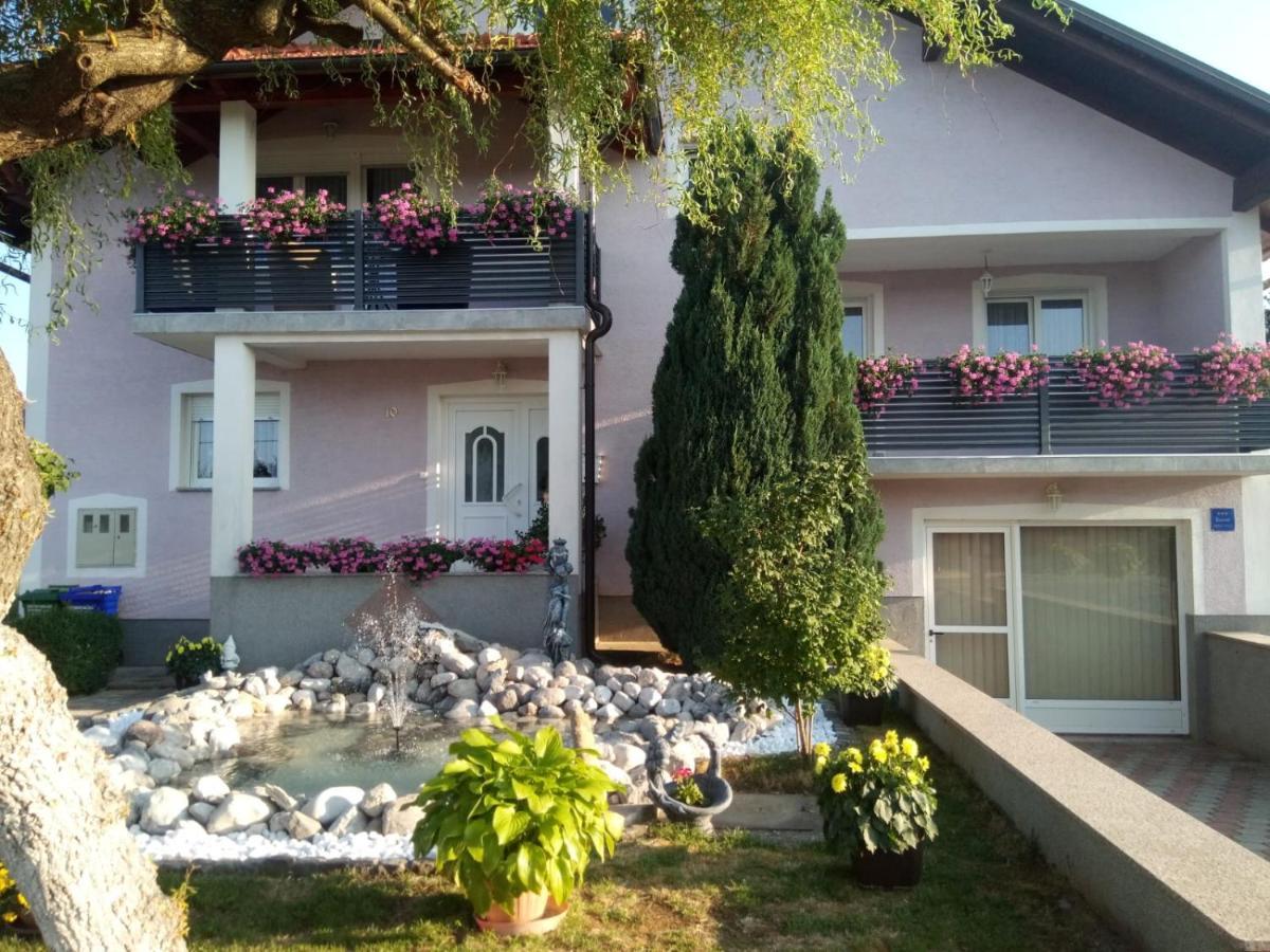 Apartman Karmen Gospić Extérieur photo