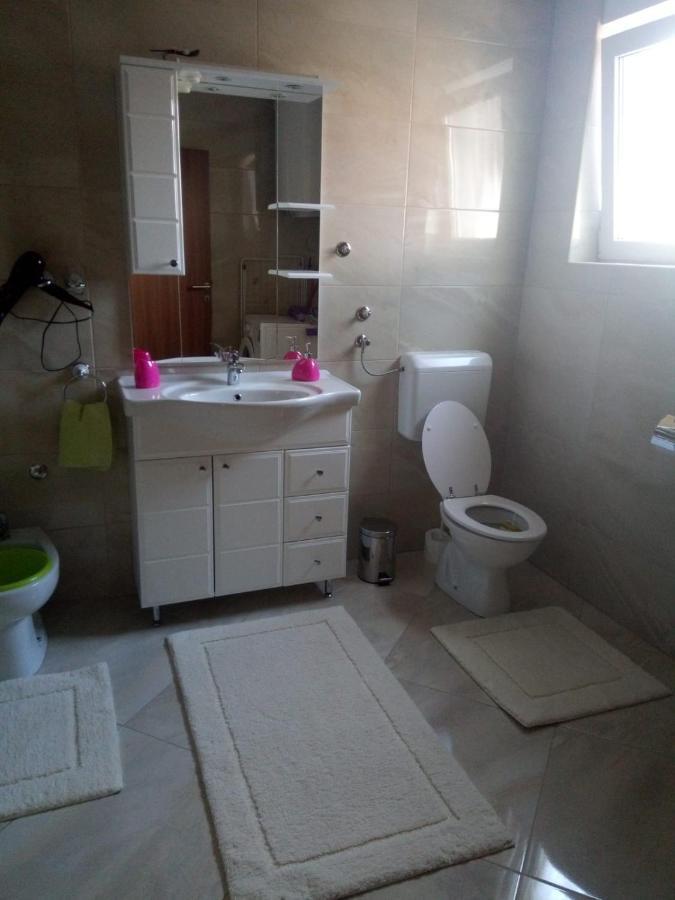 Apartman Karmen Gospić Extérieur photo